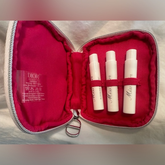 ❤️Miss Dior Perfume Zipped Pouch with 3 Samples❤️ - Picture 7 of 11